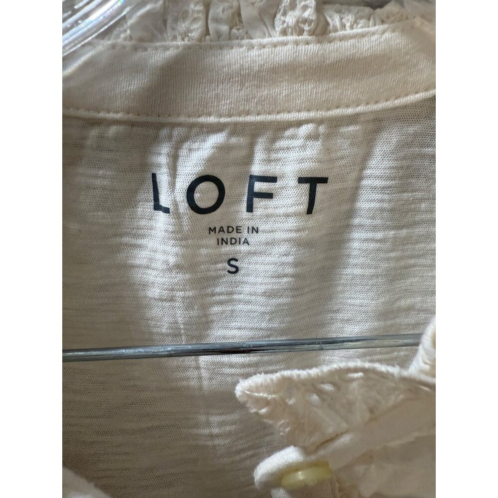Loft Womens Ivory Long Sleeve Ruffled Button Front Top‎ Size S - Picture 7 of 8